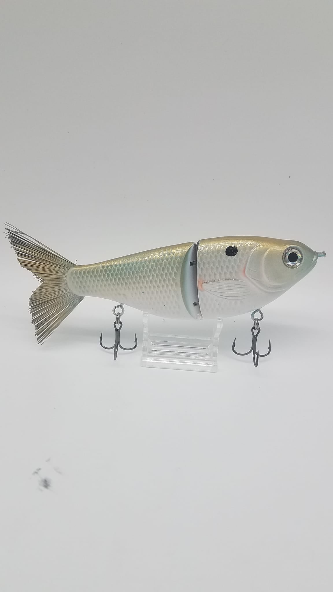 7" 2.5 Oz Glide Moderate Sinking With Rattles