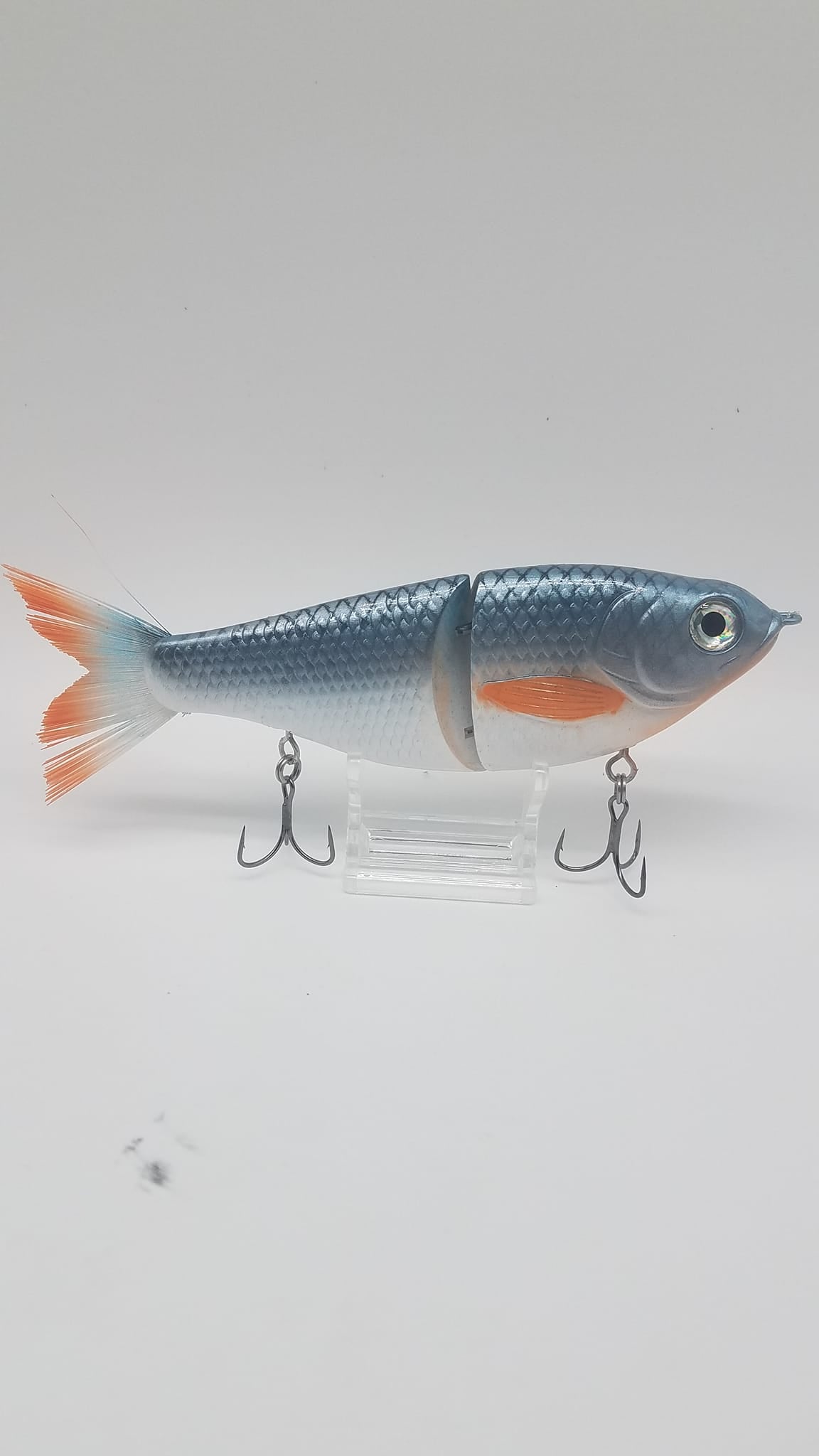 7" 2.5 Oz Glide Moderate Sinking With Rattles